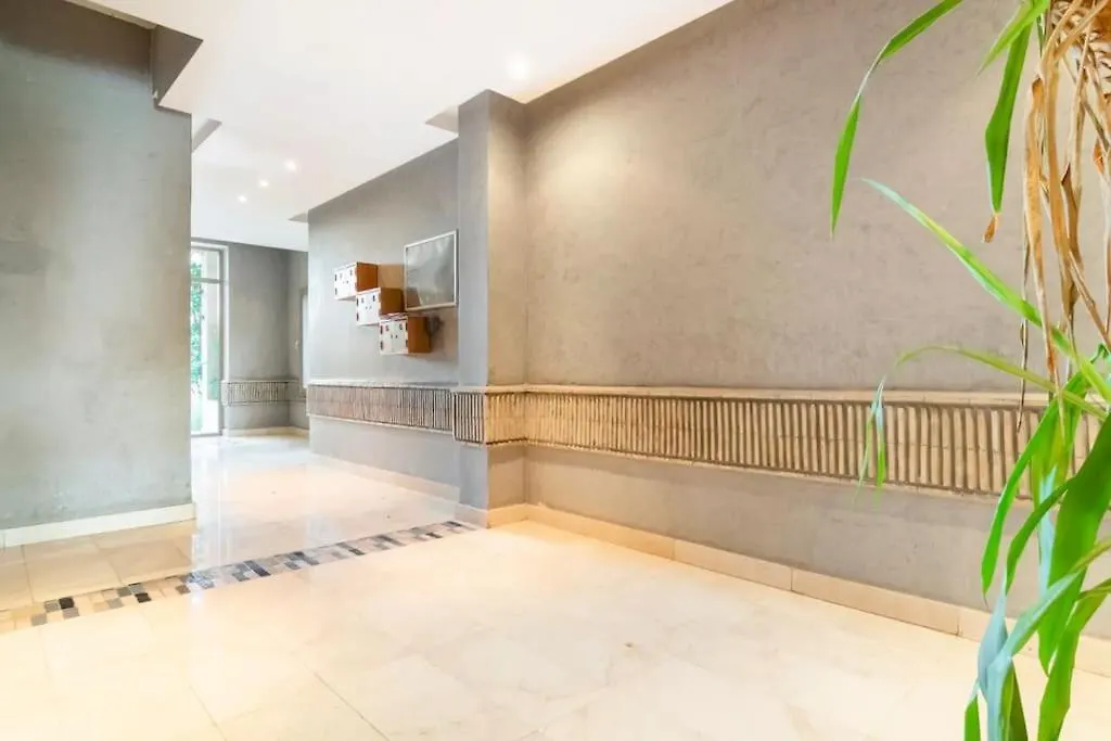 아파트 Appartement De Luxe A Marrakech! 마라케시